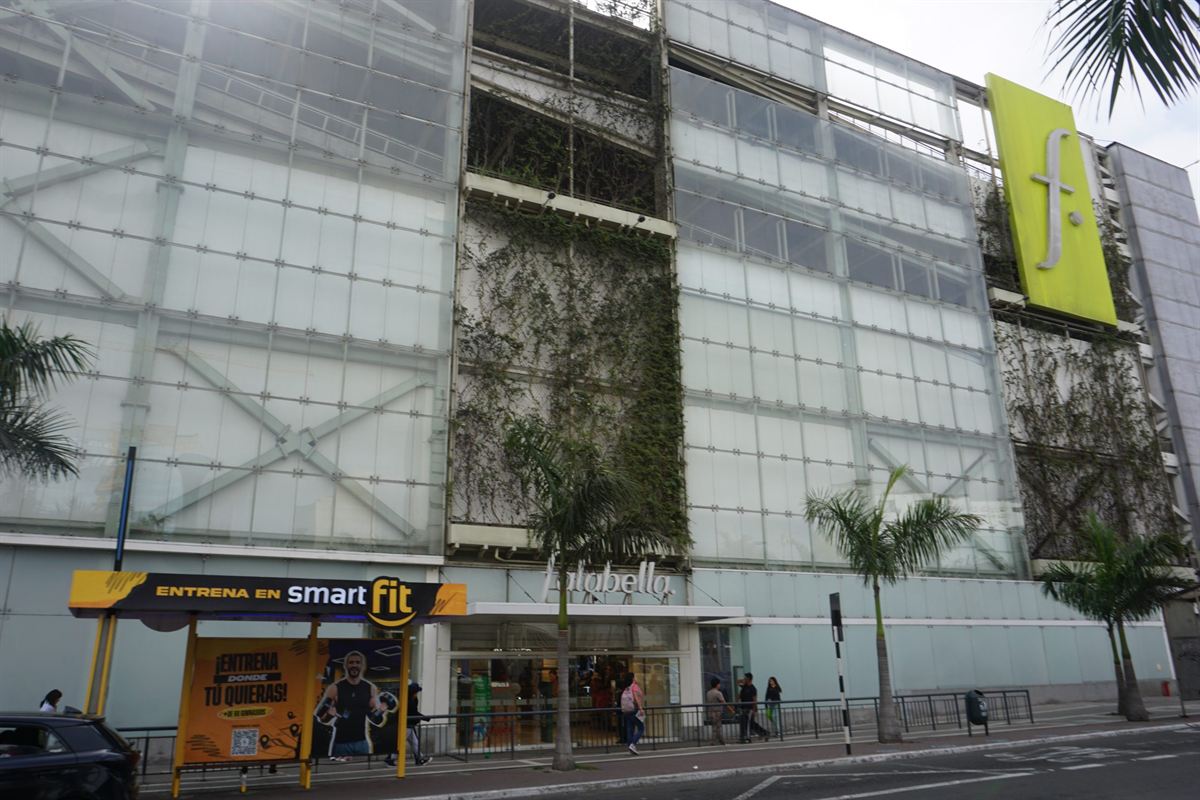 Falabella Miraflores, Tienda por departamentos - proyecto de instalaciones MEP por DEUSTUA Ingenieros
